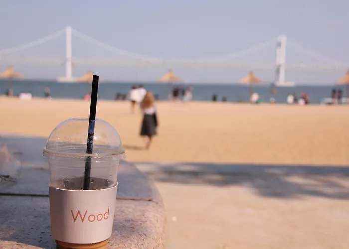 우드하우스 3* 부산광역시
